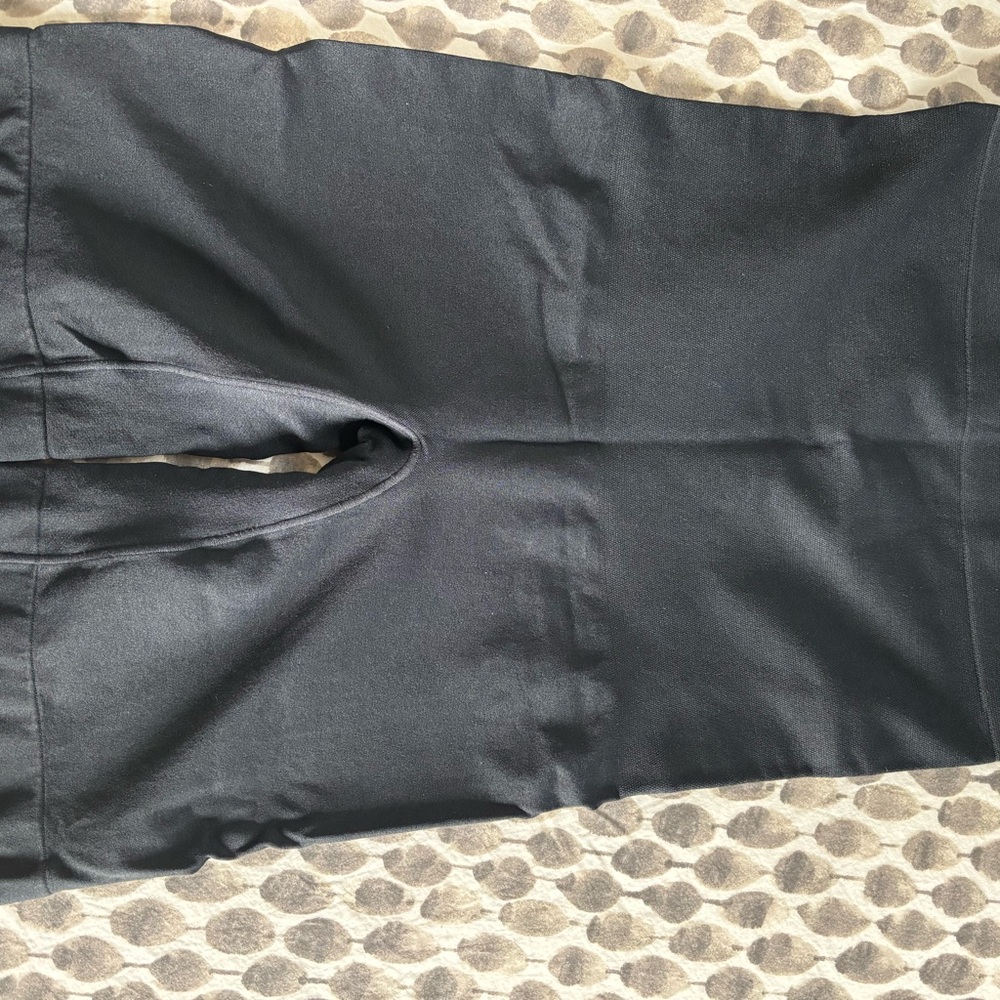 Yummie Women's Black Longline Shapewear Shorts